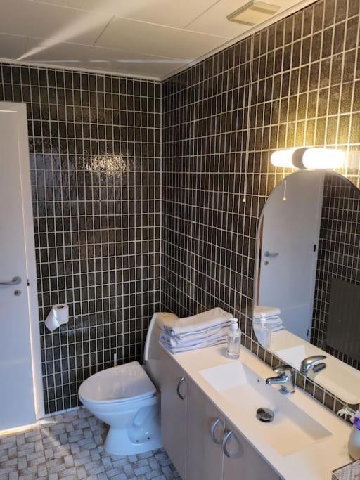 Family Friendly Apt B, 900M To Lego House, Parking, Legoland, Lalandia Billund Exteriör bild